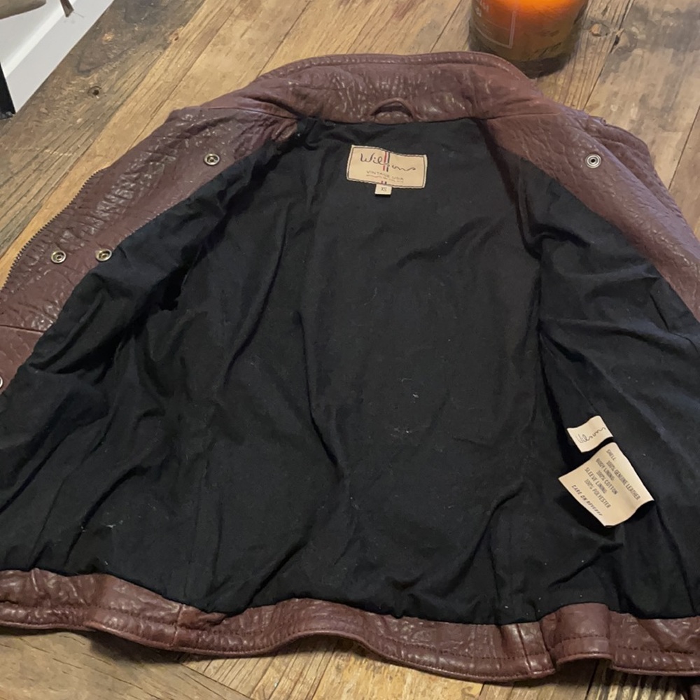 Wilson’s XS Leather Jacket - Picture 5 of 11